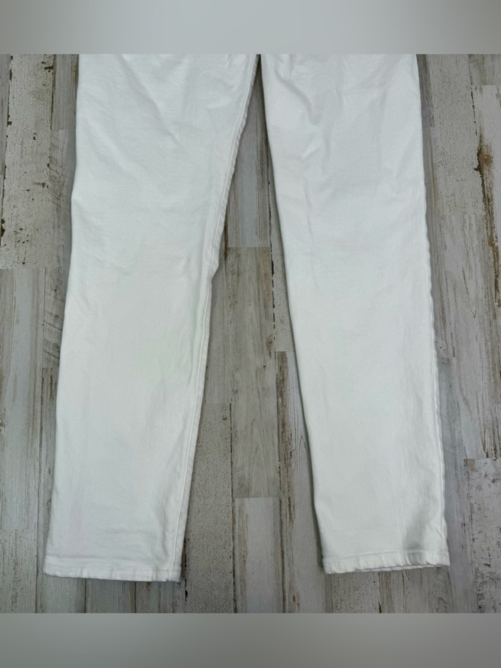 Gap Girlfriend Mid Rise Jean 27| 4T  White Jeans - Picture 12 of 12